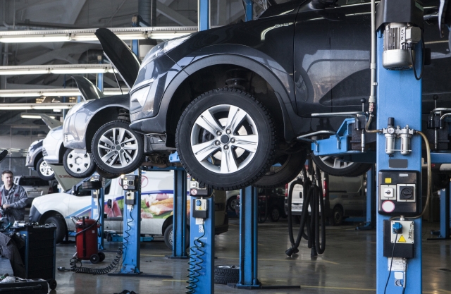 シリンダライナの製造マシンオペレーター