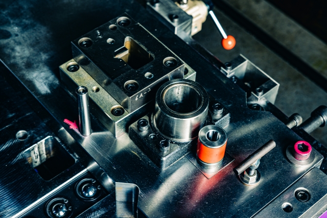 自動車や二輪部品の組立・加工・検査