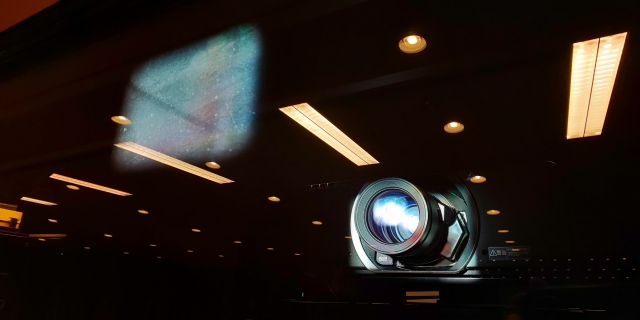 電子部品の簡単組み立て作業