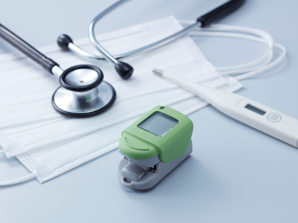 組立と検査でじっくり座り仕事・製品の移動で立ち仕事