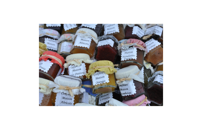 塗料の充填やラベル貼り業務