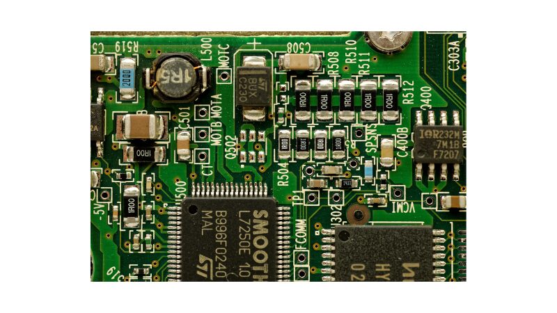 電子部品の研磨作業