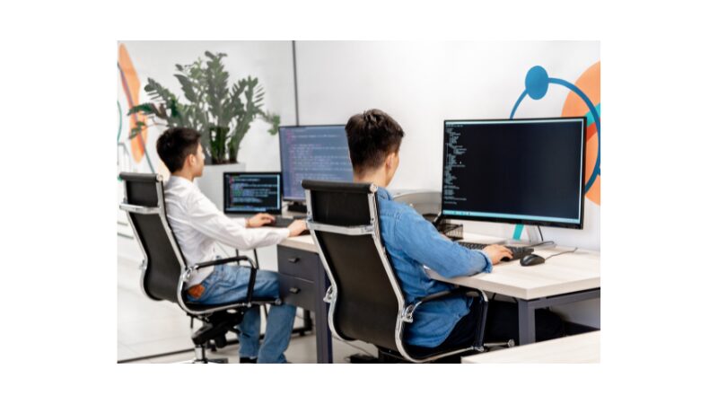 大手メーカーグループで半導体製造装置のソフト開発補助・評価◎未経験歓迎!