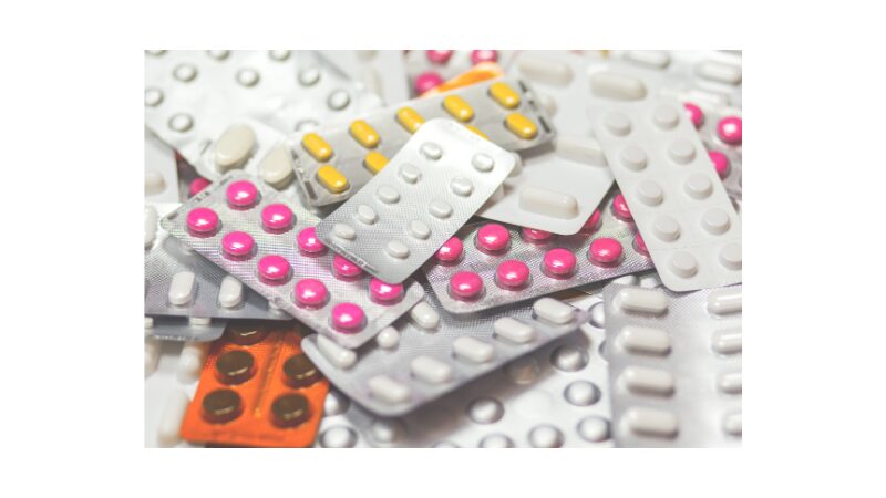 医薬品の機械オペレーター