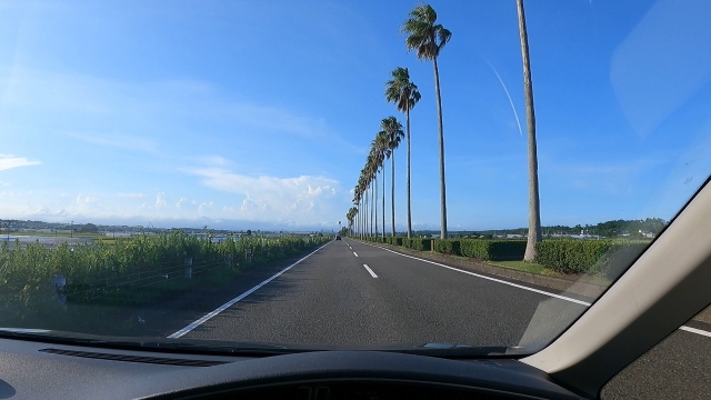 自動車用硝子の機械オペレーター業務