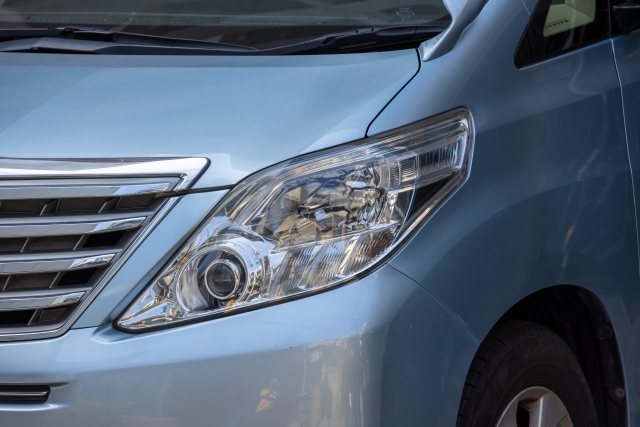 自動車用の樹脂部品の製造・検査・付帯作業