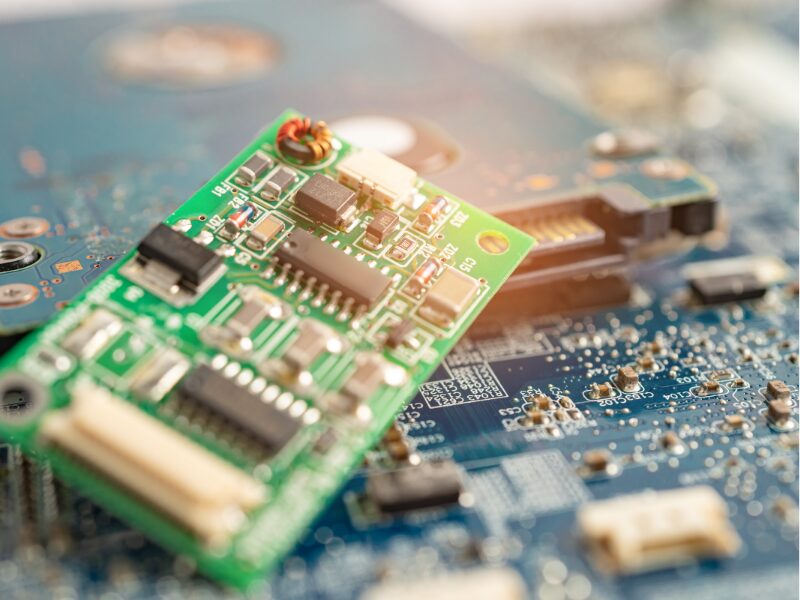 半導体装置の組立・配線・検査・設計事務補助